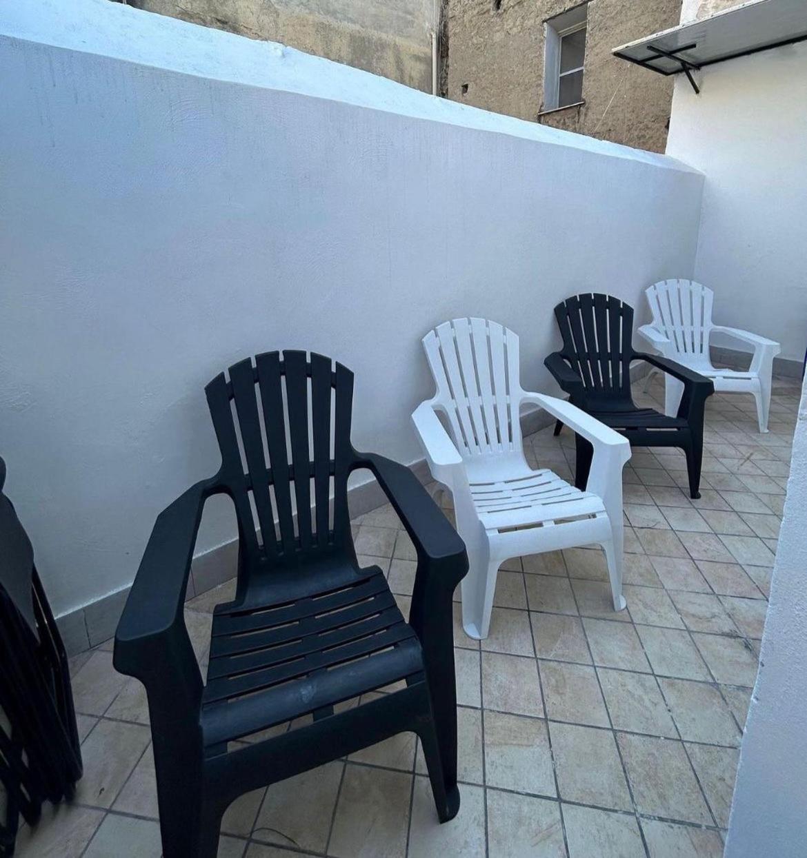 Terrazza Luxury Valentino Apartment เนเปิลส์ ภายนอก รูปภาพ